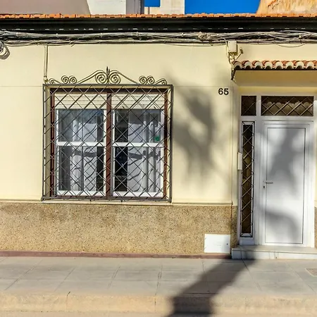 Homely Casa Mari Loli * Torrevieja